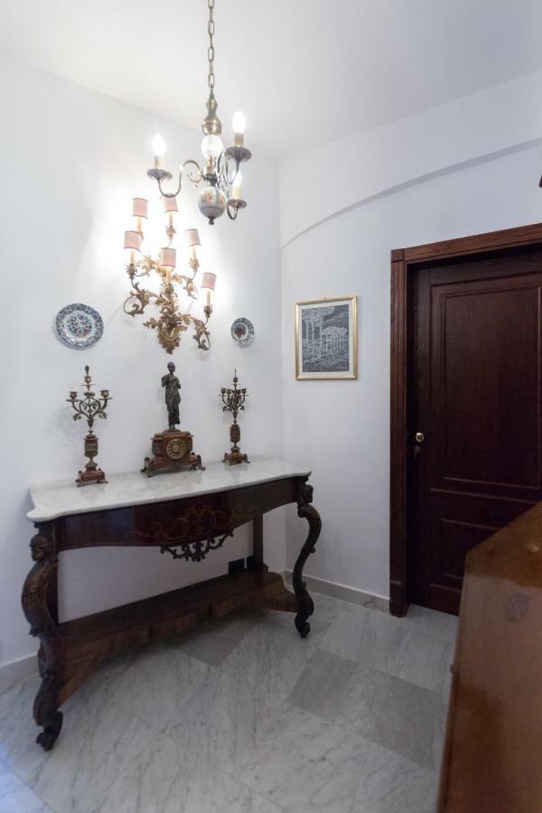 Palazzo Doria D'Angri Bed and Breakfast Napoli Eksteriør billede